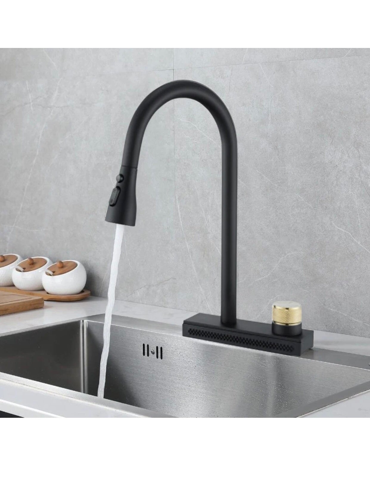 A|M Aquae 304 Stainless Steel Pull-Out Flying Rain Waterfall Single Hole Faucet Outlet (Black)