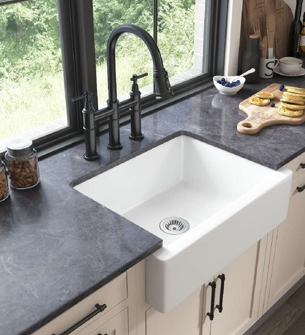 A|M Aquae Bridge Kitchen Faucet with Pull-Down Sprayhead in Spot