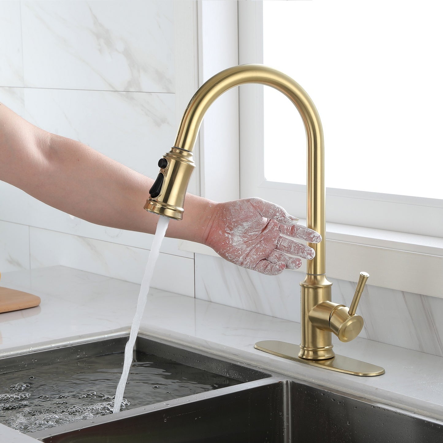 Touch Kitchen Faucet with Pull Down Sprayer,Single Handle High Arc Pull out Kitchen Faucet,Single Level Stainless Steel Kitchen Sink Faucets with Pull down Sprayer