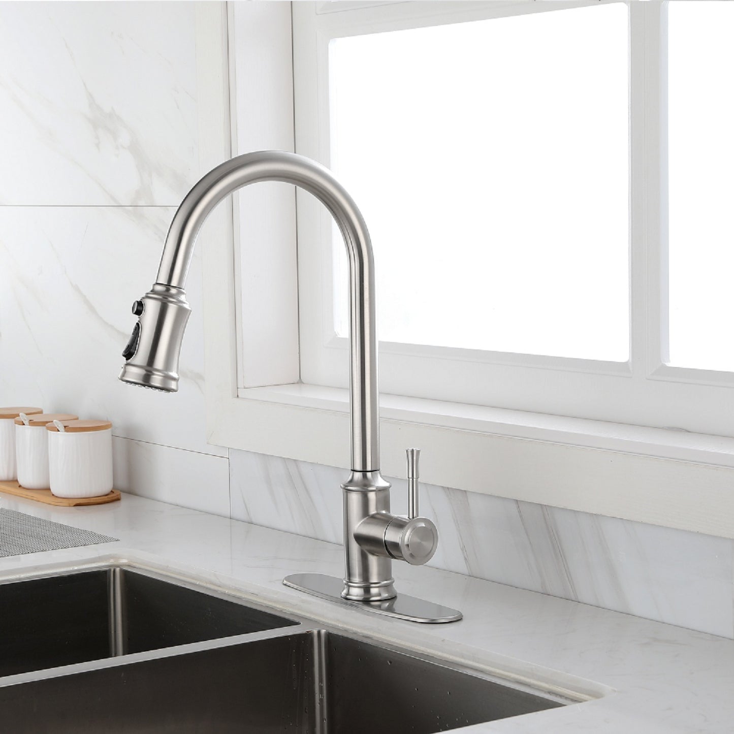Touch Kitchen Faucet with Pull Down Sprayer,Single Handle High Arc Pull out Kitchen Faucet,Single Level Stainless Steel Kitchen Sink Faucets with Pull down Sprayer