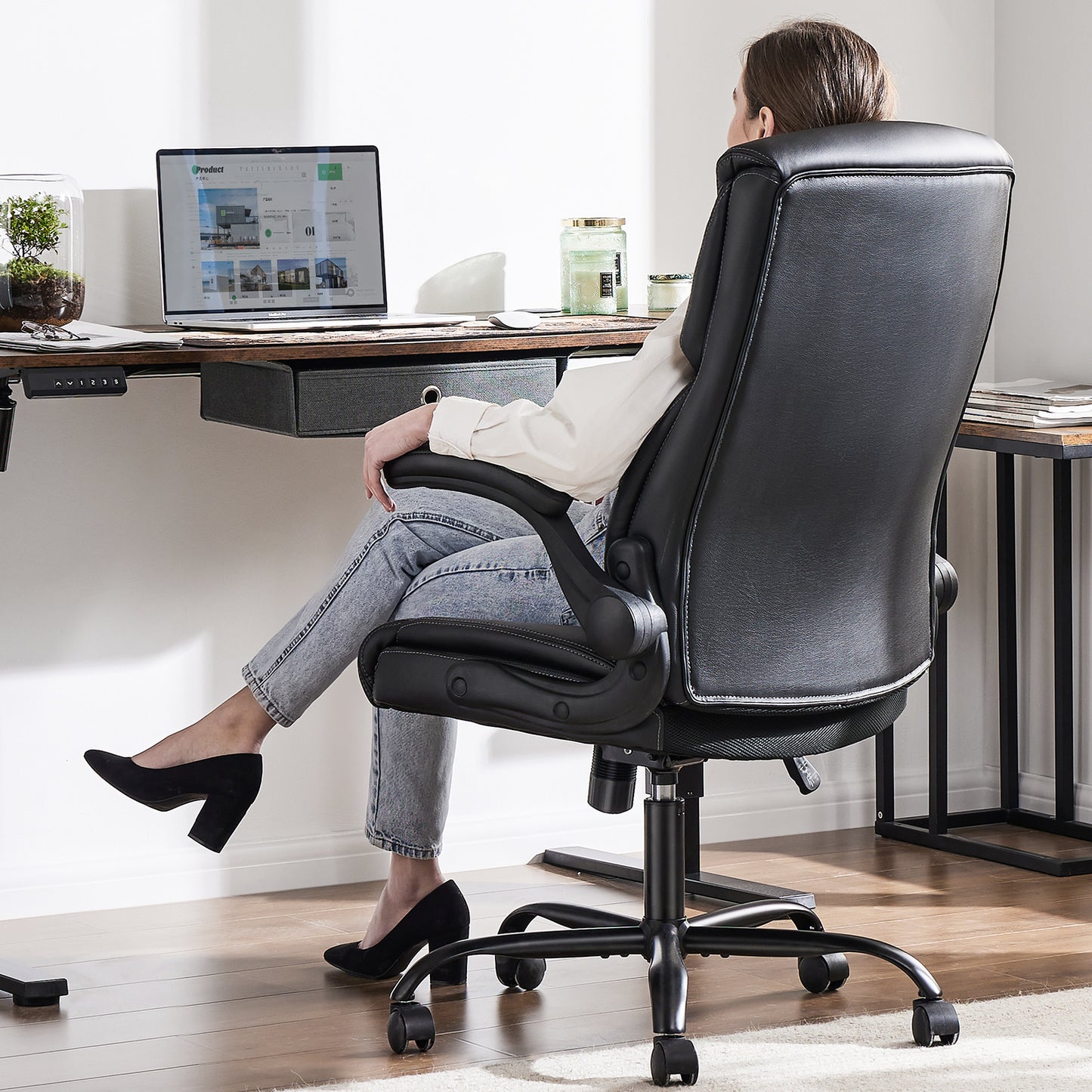Ergonomic Executive Home Office Chair Adjustable Height PU Leather Desk Chair