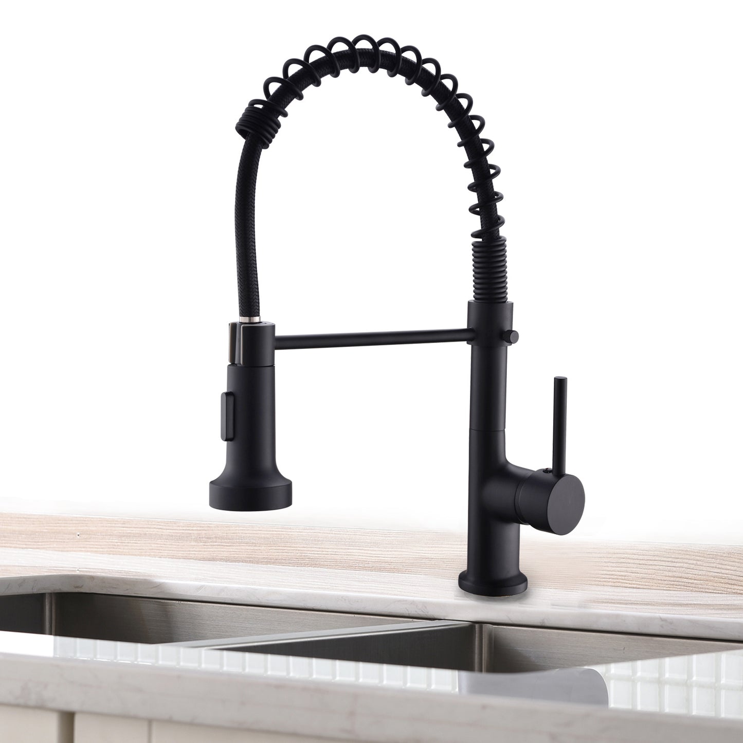 AvaMalis A|M Aquae The new model is beautiful and durable Single Handle Pull-Down Sprayer Kitchen Faucet in Black+Gold