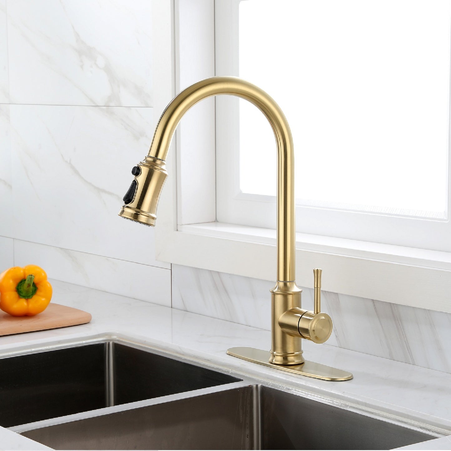 Touch Kitchen Faucet with Pull Down Sprayer,Single Handle High Arc Pull out Kitchen Faucet,Single Level Stainless Steel Kitchen Sink Faucets with Pull down Sprayer