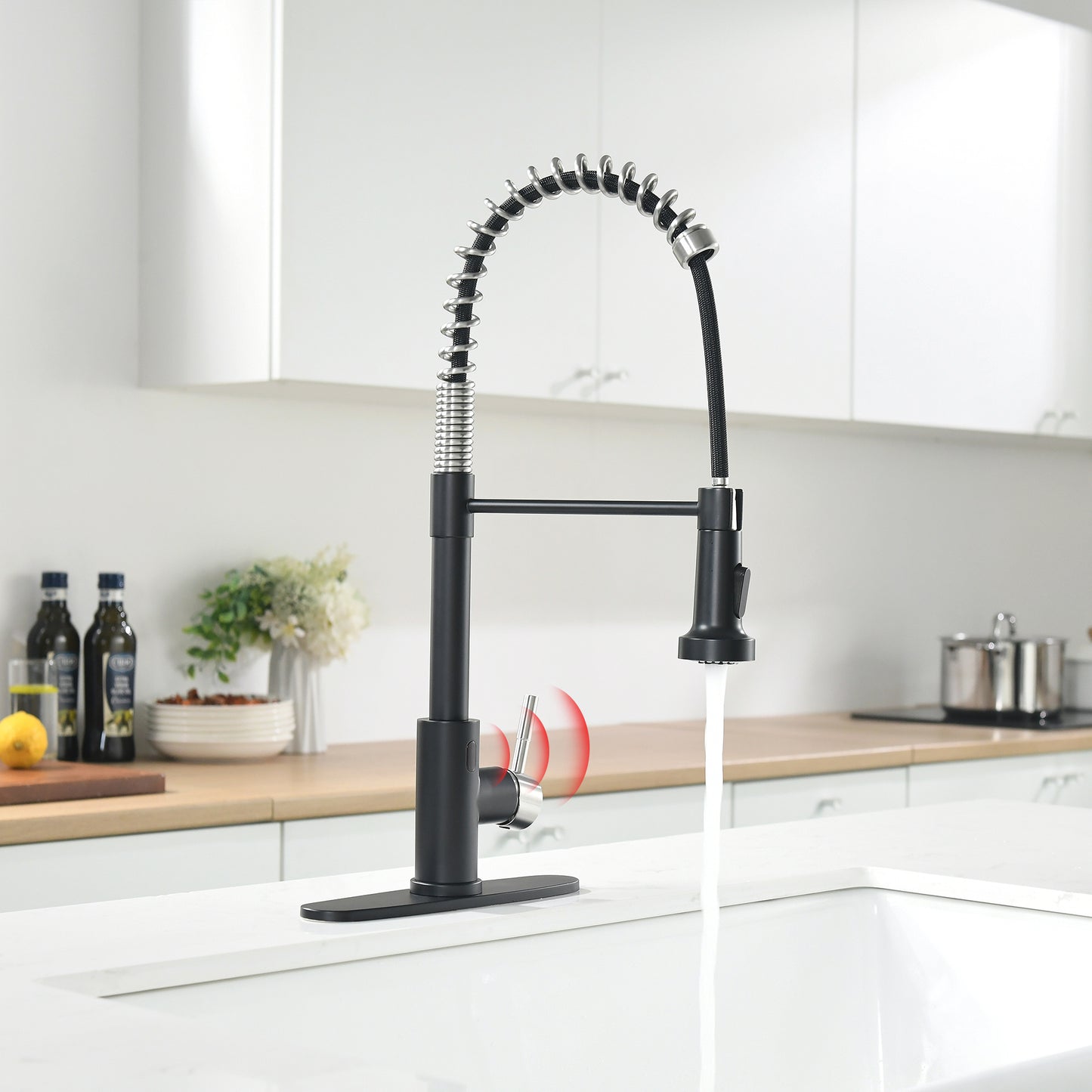Single-Handle Touchless Sensor Gooseneck Pull-Down Sprayer Kitchen Faucet