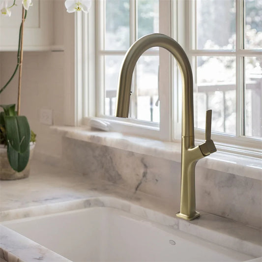 AvaMalis A|M Aquae American Single-handle Pull-out Kitchen Sink Faucet, Brass Deck Installed with Brushed Gold Single-hole Sink Blender