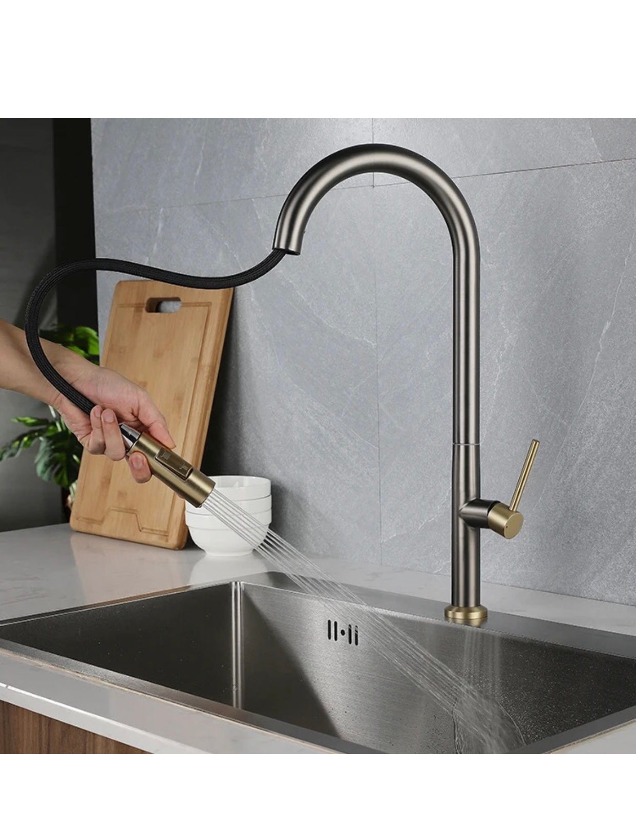 A|M Aquae Luxury 360 degree swivel spout kitchen sink faucet steel single handle pull down kitchen faucet