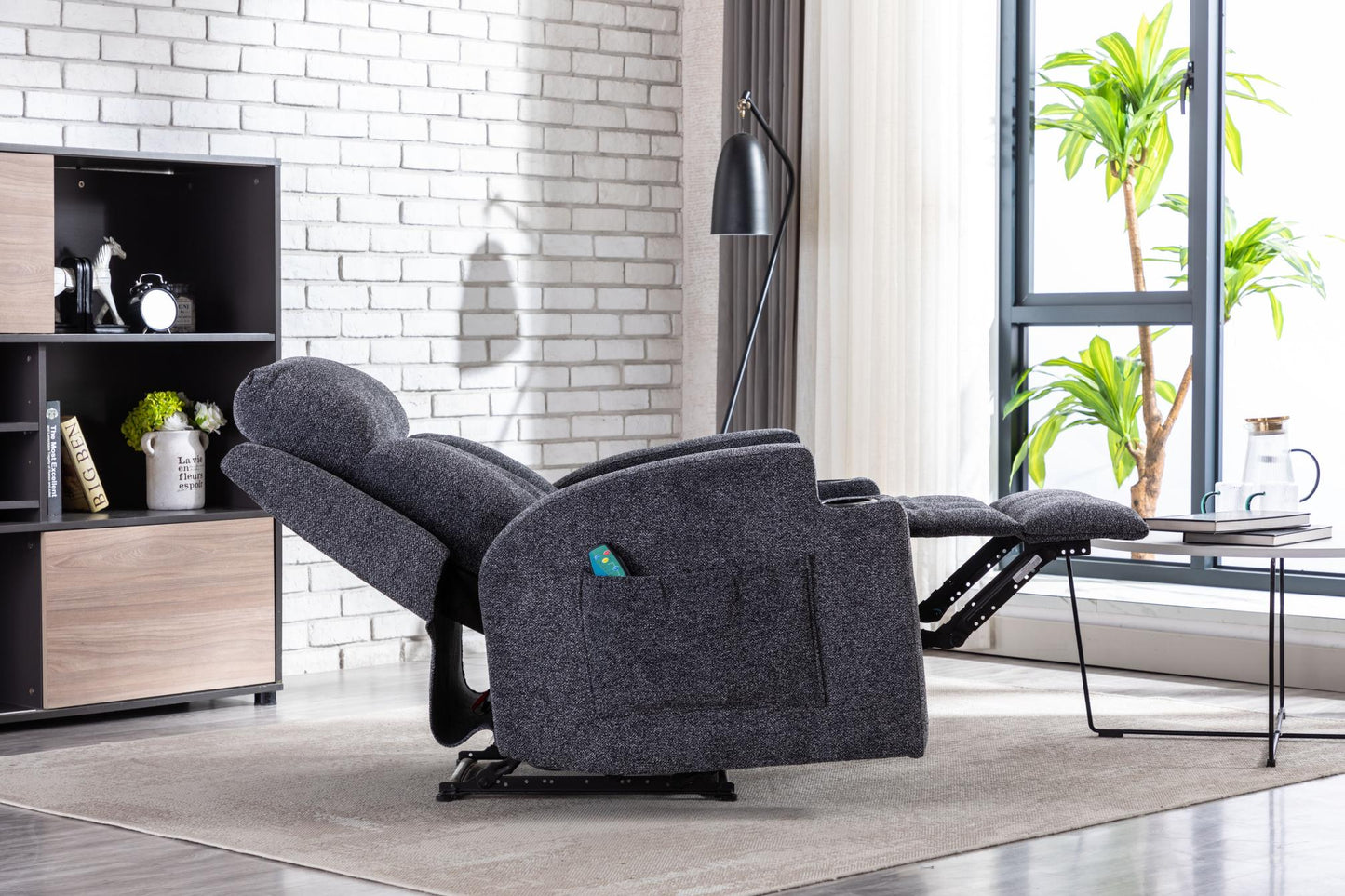 Mydepot Manual Reclining Single Sofas with Heat