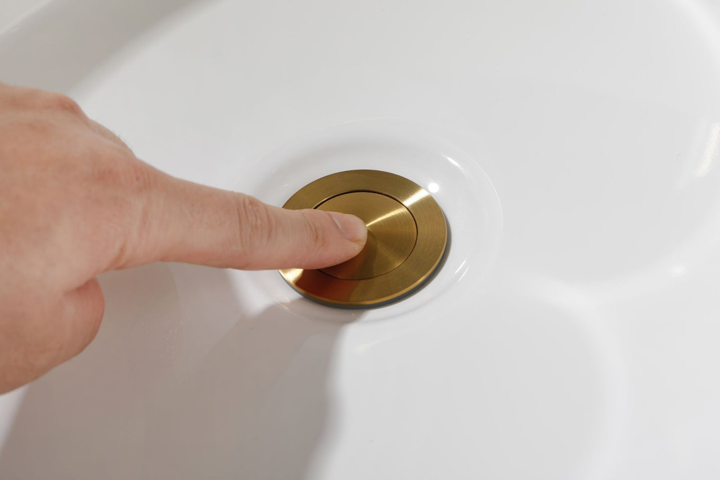 Gold Single Stem Faucet for Bathroom Vanity